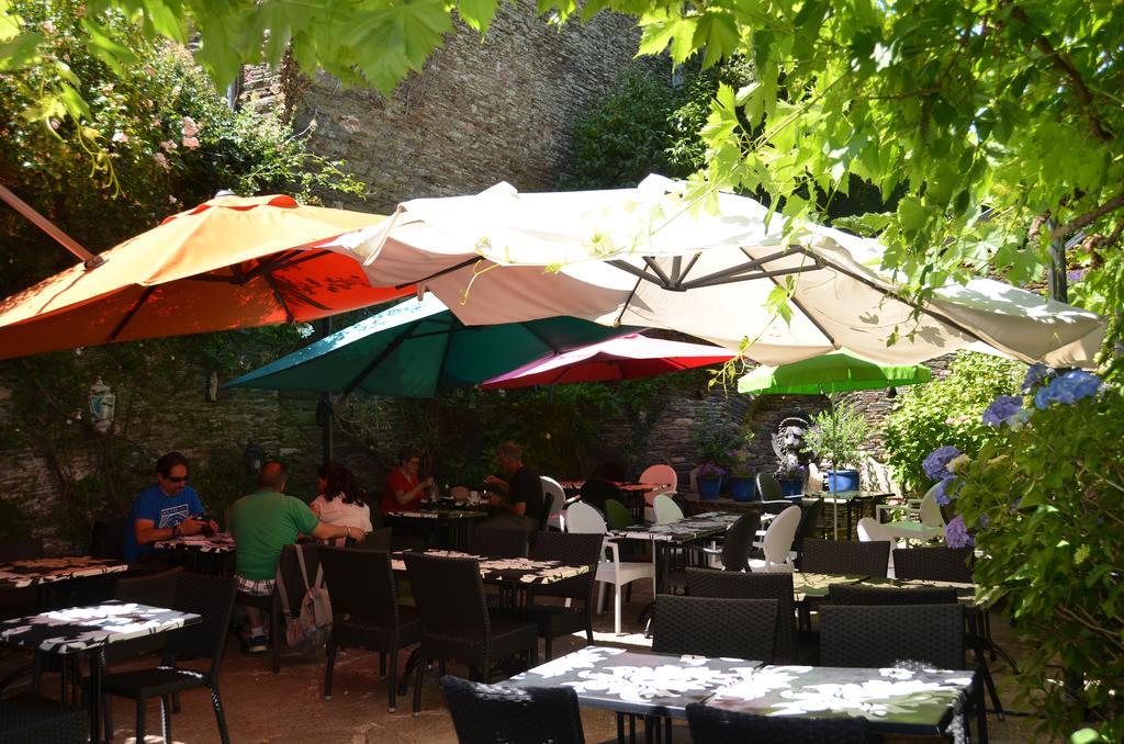 La Tour Du Lion Acomodação com café da manhã Rochefort-en-Terre Exterior foto